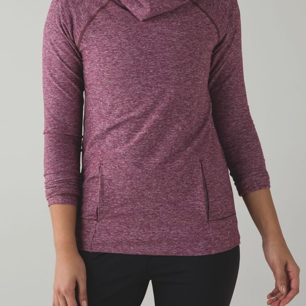 EUC Lululemon Make a Move LS